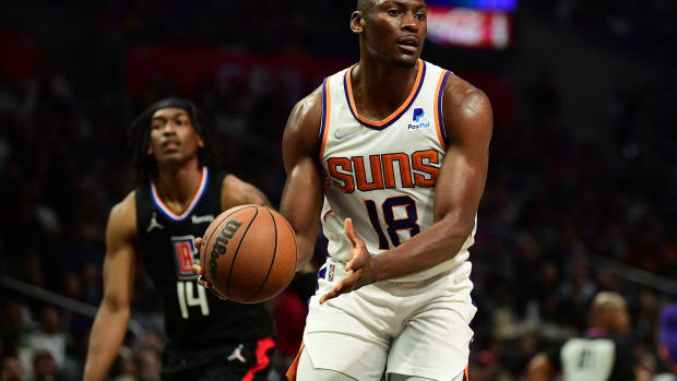 Terrence Ross Shines When Phoenix Suns Need Him - Sports Illustrated Inside  The Suns News, Analysis and More
