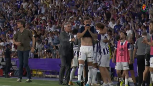 Incredible celebrations as Valladolid return to the first division
