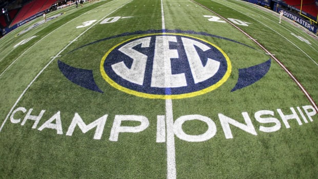 SEC logo at the SEC Championship.