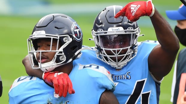 Tennessee Titans inside linebacker Jayon Brown (55) celebrates with Tennessee Titans inside linebacker Rashaan Evans (54) after an interception during the second half against the Pittsburgh Steelers at Nissan Stadium.
