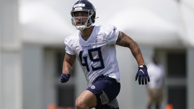 Tennessee Titans tight end Briley Moore runs a drill during NFL football rookie minicamp Saturday, May 15, 2021, in Nashville, Tenn.