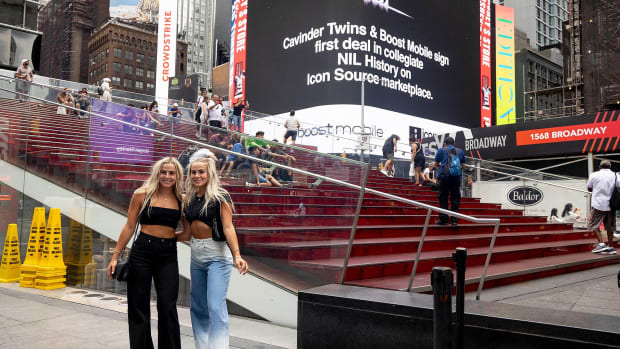 Cavinder twins pose in Times Square