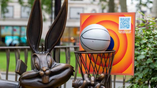 Bugs Bunny statue for "Space Jam: A New Legacy"