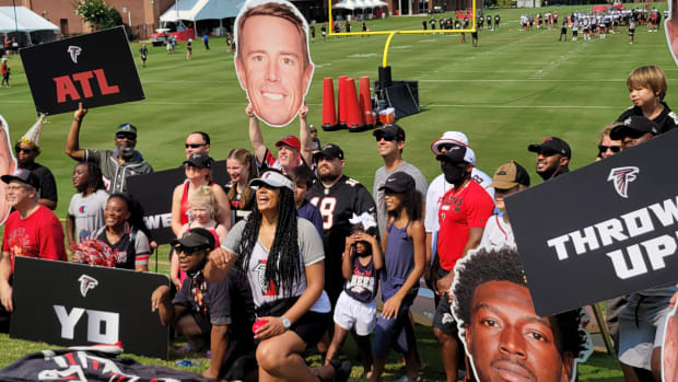 Fans Are Back at Falcons Training Camp
