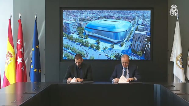 Karim Benzema signs new deal until 2023