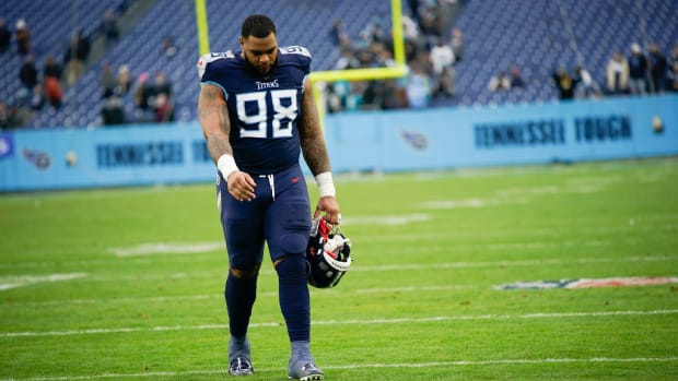 Tennessee Titans defensive tackle Jeffery Simmons (98) leaves the field after losing to the Jacksonville Jaguars at Nissan Stadium Sunday, Dec. 11, 2022, in Nashville, Tenn.