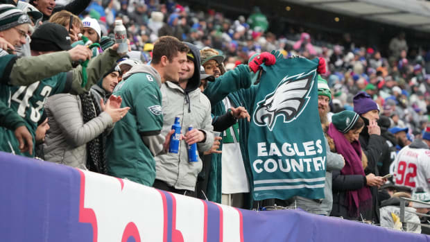 Eagles fans at MetLife Stadium saw their team defat the New York Giants, 48-22, in Week 14 to clinch a playoff spot