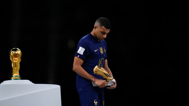 Kylian Mbappe wins the World Cup golden boot