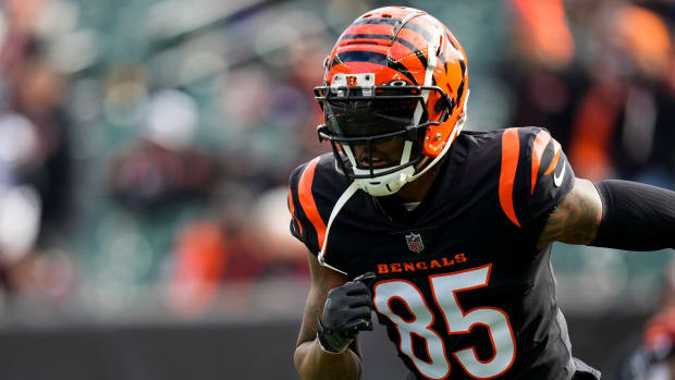 Cincinnati Bengals wide receiver Tee Higgins (85) warms up before the first quarter of the NFL Week 18 game between the Cincinnati Bengals and the Baltimore Ravens at Paycor Stadium in downtown Cincinnati on Sunday, Jan. 8, 2023. Baltimore Ravens At Cincinnati Bengals Nfl Week 18