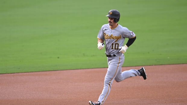 Pittsburgh Pirates OF Bryan Reynolds rounds bases