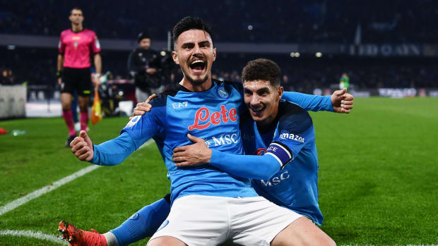 Goleada del Napoli a Juventus marca rumbo de la Serie A