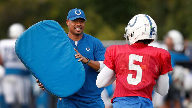 Indianapolis Colts coach Marcus Brady working in practice