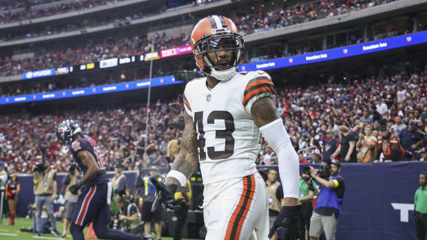 Dec 4, 2022; Houston, Texas, USA; Cleveland Browns safety John Johnson III (43) reacts towards the crowd after a play during the second quarter against the Houston Texans at NRG Stadium. Mandatory Credit: Troy Taormina-USA TODAY Sports