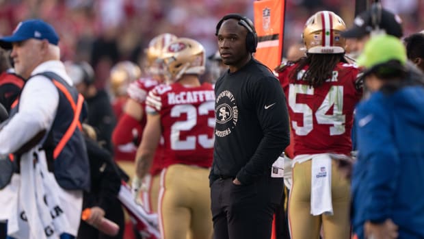 San Francisco 49ers defensive coordinator DeMeco Ryans during the fourth quarter against the Washington Commanders at Levi's Stadium.