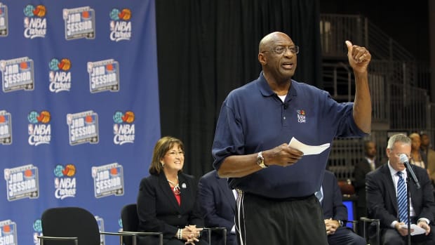 NBA cares ambassador Bob Lanier talks during the All-Star jam session