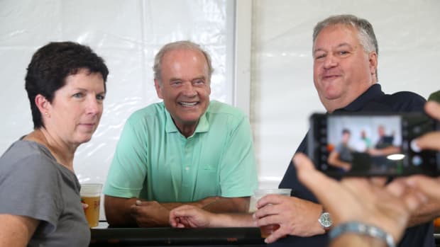 Actor Kelsey Grammer poses for photos with visitors to Barton Orchards in Poughquag Sept. 13, 2022. Grammer, who founded Faith Brewing Company, was at Barton Orchards to help them get back on their feet after a deviating fire last month. Kelsey Grammar At Barton Orchards