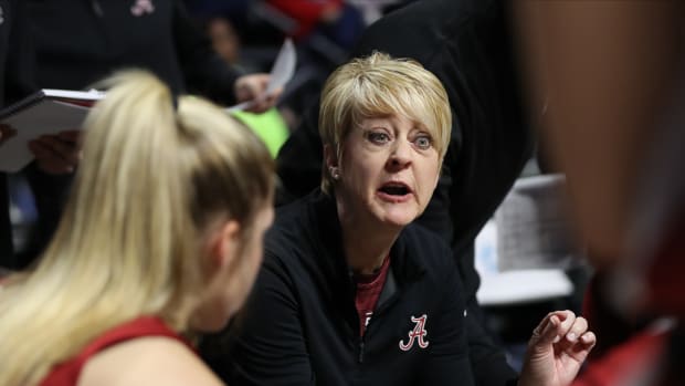 Alabama women's basketball head coach Kristy Curry - WBB