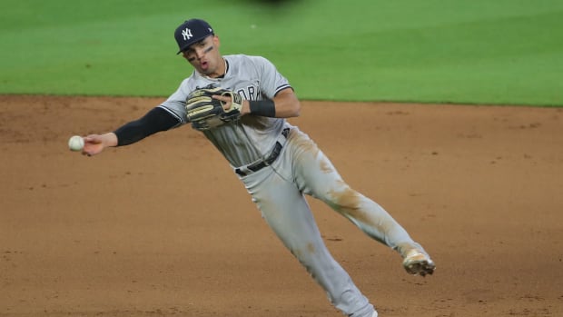 Yankees top prospect Oswald Peraza is dealing with a lower leg injury.