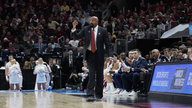 Hoosiers head coach Mike Woodson gestures during the first half against the Penn State Nittany Lions at United Center.