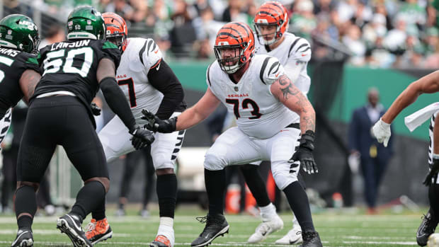 Bengals offensive lineman Jonah Williams sets up to block in a game vs. the Jets.