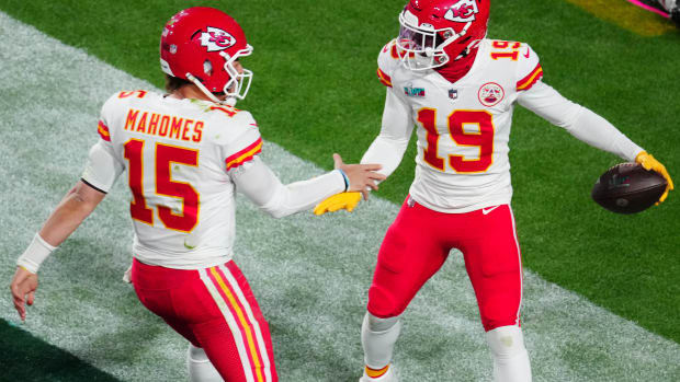 Patrick Mahomes and Kadarius Tony celebrate Chiefs touchdown in Super Bowl LVII.