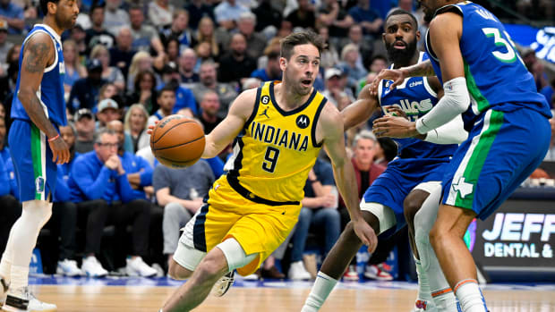 Indiana Pacers Dallas Mavericks T.J. McConnell