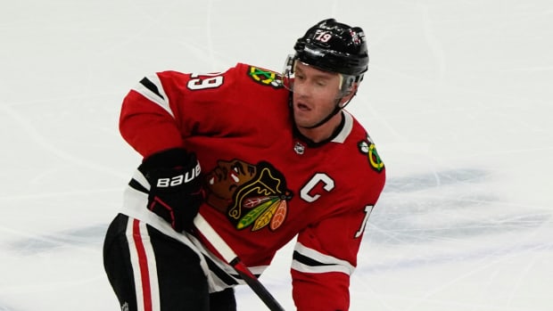 Blackhawks forward Jonathan Toews plays in his final game on the team in 2023.