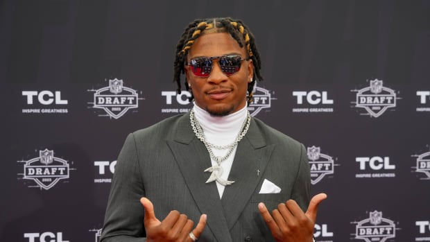 Apr 27, 2023; Kansas City, MO, USA; Florida quarterback Anthony Richardson poses for a photo on the NFL Draft Red Carpet before the first round of the 2023 NFL Draft at Union Station.