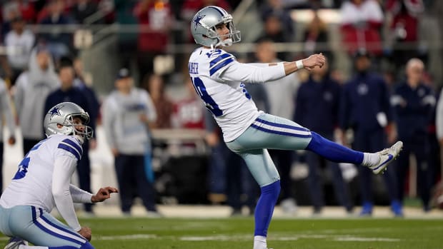 Cowboys place kicker Brett Maher (19) kicks a field goal during the third quarter of a NFC divisional round game against the 49ers at Levi’s Stadium.