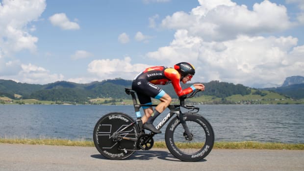Swiss cyclist Gino Mäder during a 2023 race.