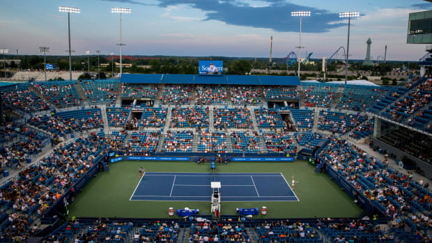 an overview of the court at the Western and Southern open in Cincinnati