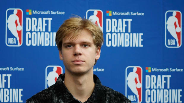 May 17, 2023; Chicago, Il, USA; Gradey Dick talks to the media during the 2023 NBA Draft Combine at Wintrust Arena. Mandatory Credit: David Banks-USA TODAY Sports