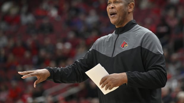 Louisville Women's Basketball Releases 2021-2022 Non-Conference Schedule –  The Crunch Zone
