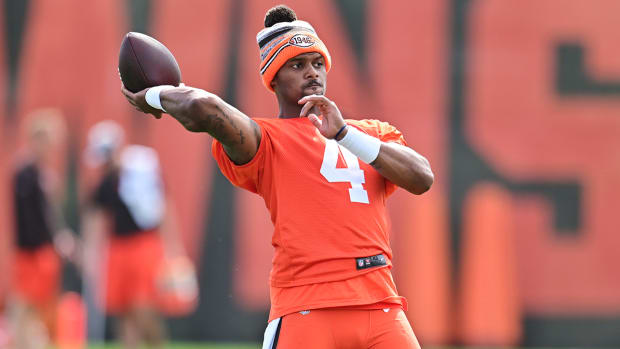 Cleveland Browns quarterback Deshaun Watson (4) throws a pass during organized team activities at CrossCountry Mortgage Campus.