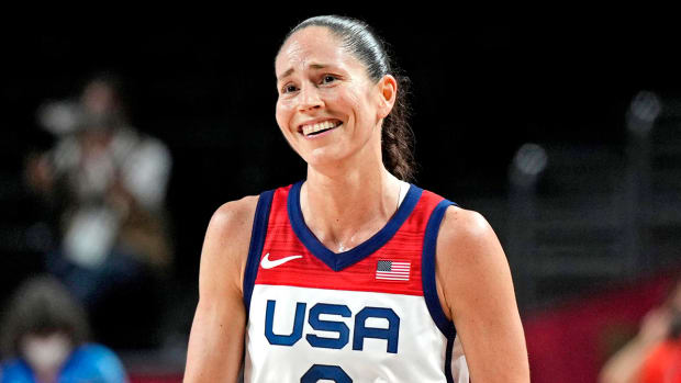 United States guard Sue Bird (6) reacts against Japan in the women’s basketball gold medal match during the Tokyo 2020 Olympic Summer Games at Saitama Super Arena.