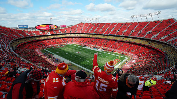 General view as the Chiefs play against the Browns at Arrowhead Stadium.