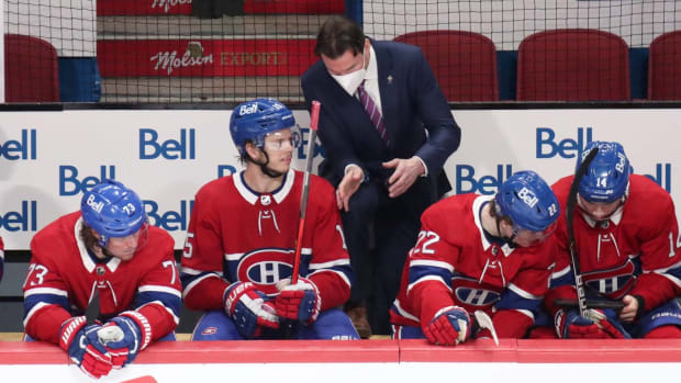 Luke Richardson coaches a Stanley Cup Final game for the Montreal Canadiens.
