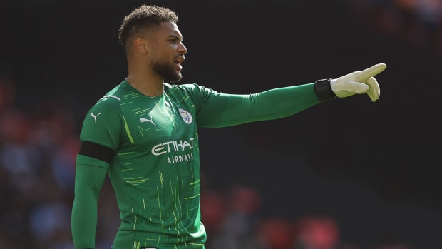 Zack Steffen playing for Man City in the FA Cup.