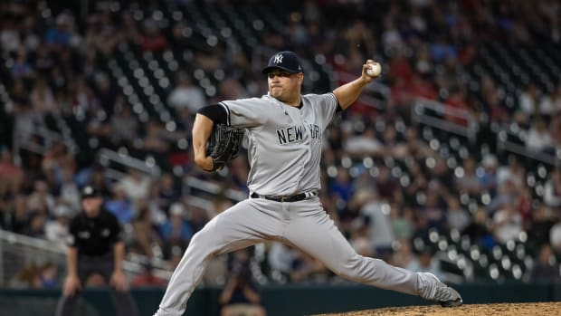New York Yankees RP Manny Bañuelos pitching against Minnesota Twins