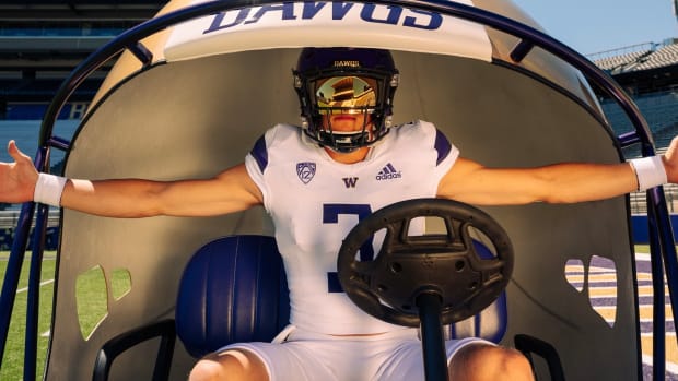 Lincoln Kienholz has committed to Kalen DeBoer and the UW.