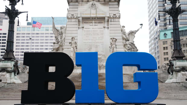 Mar 3, 2022; Indianapolis, IN, USA; The Big 10 Conference logo is seen at Monument Circle.