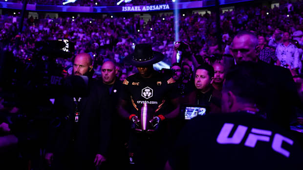 Israel Adesanya making an entrance at UFC 276