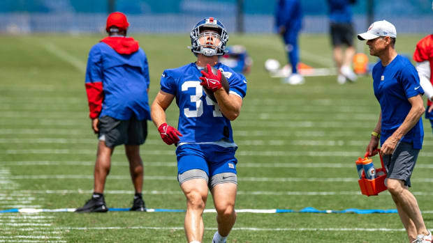 Jun 7, 2022; East Rutherford, New Jersey, USA; New York Giants running back Sandro Platzgummer (34) participates in a drill during minicamp at MetLife Stadium.