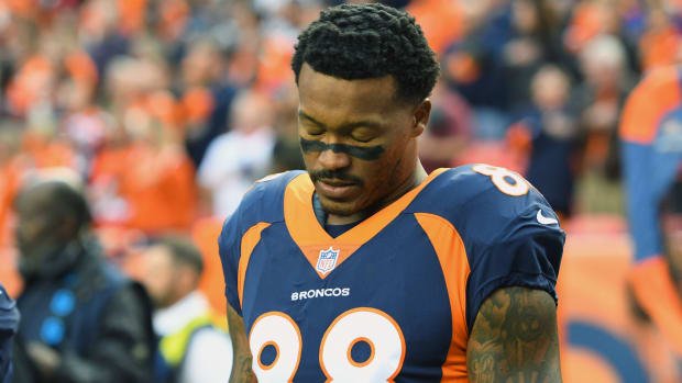 Broncos wide receiver Demaryius Thomas (88) looks down during the national anthem before a game against the Chiefs.