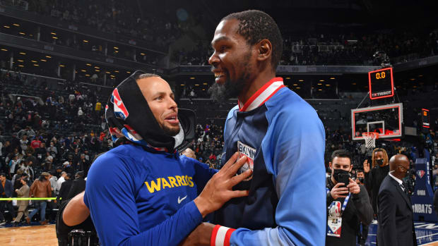 steph-curry-kevin-durant-postgame-cropped