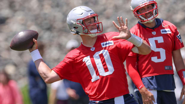 Jun 8, 2022; Foxborough, Massachusetts, USA; New England Patriots quarterback Mac Jones (10) during the New England Patriots minicamp at Gillette Stadium.