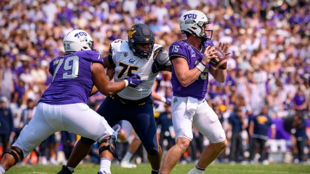 Sep 11, 2021; Fort Worth, Texas, USA; California Golden Bears defensive lineman Jaedon Roberts (75) and TCU Horned Frogs center Steve Avila (79) and quarterback Max Duggan (15) in action during the game between the TCU Horned Frog