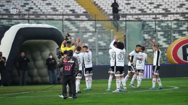 Pitchside: Colo-Colo bags late winner in crucial game vs Huachipato