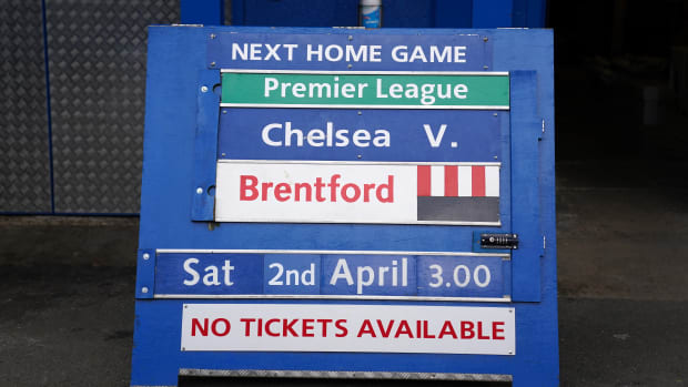 A sign outside Stamford Bridge says "NO TICKETS AVAILABLE" for Chelsea vs Brentford