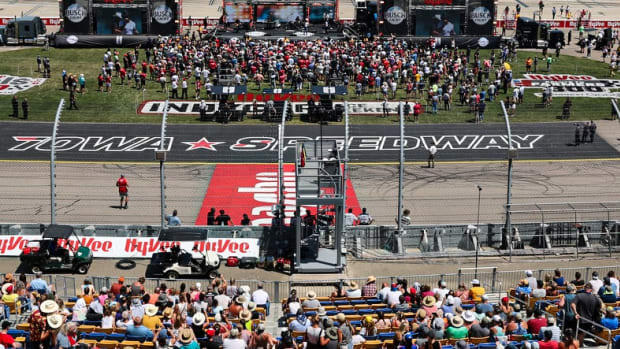 Country star Tim McGraw performs before the start of last Saturday's Hy-VeeDeals.com 250 IndyCar race at the Iowa Speedway in Newton, Iowa. Photo: USA Today Sports / Reese Strickland.